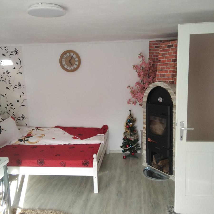 Villa Casuta Bunicilor à Dorna Cindrenilor Extérieur photo